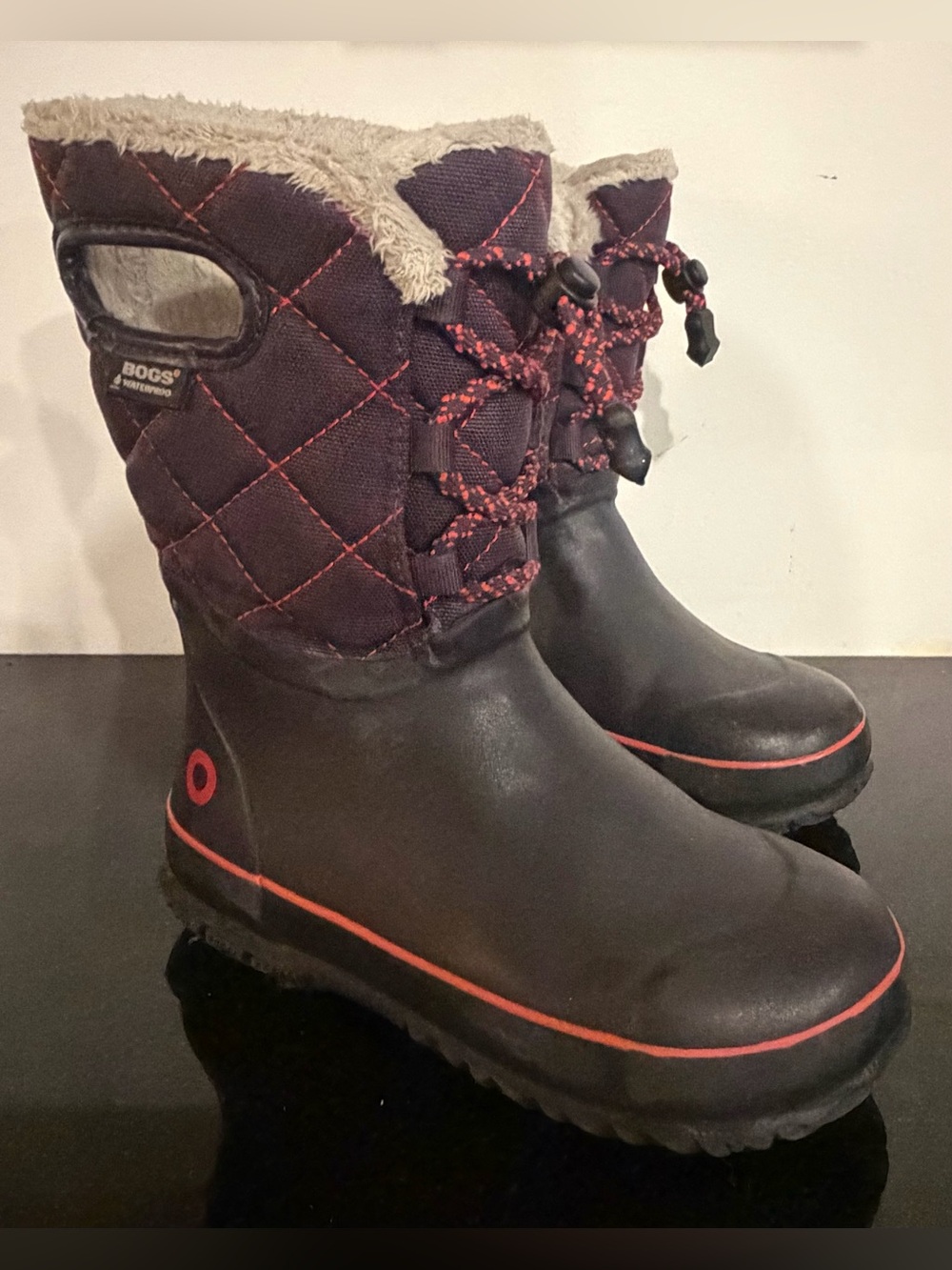 Bogs Kids Black Quilted Winter Boots - Size 1